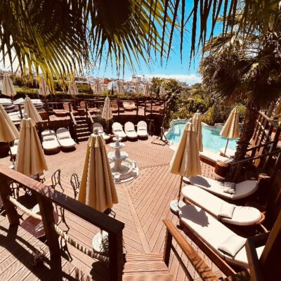 Pool & Spa