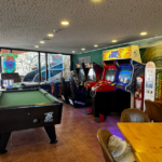 Eden Alvor pátio matraquilhos air hockey mesa de bilhar snacks bar